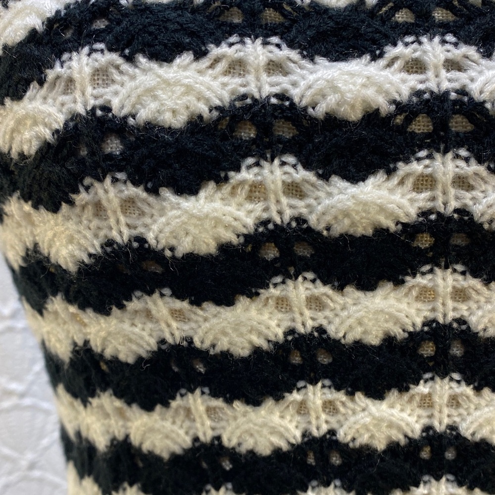 NWT Rebellion Again size XS Crocheted Black and White Striped Women's halter Top - Picture 2 of 14